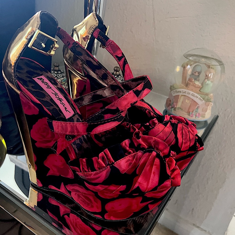 Betsy Johnson floral wedges